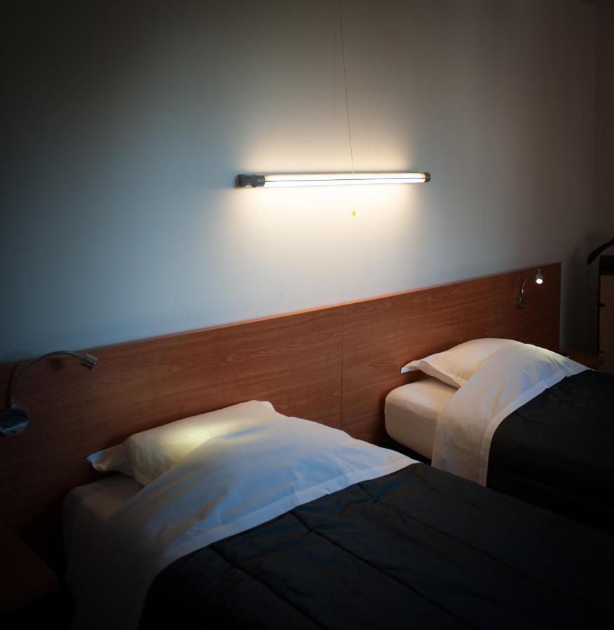 Jfk Hotel Zelzate - Gent 外观 照片